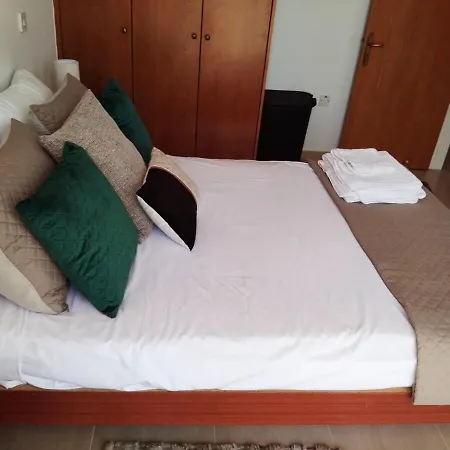 Beautiful 2 Bedroom * Κισσόνεργα