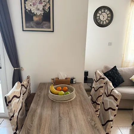 Beautiful 2 Bedroom