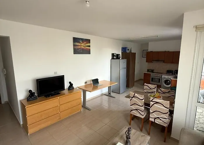 Beautiful 2 Bedroom קיסונרגה